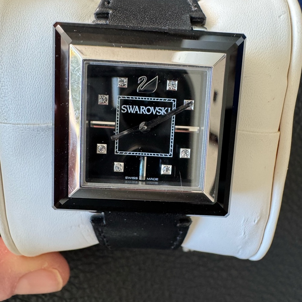 SWAROVSKI
ROCK 'N' LIGHT Black Watch- LIMITED EDITION